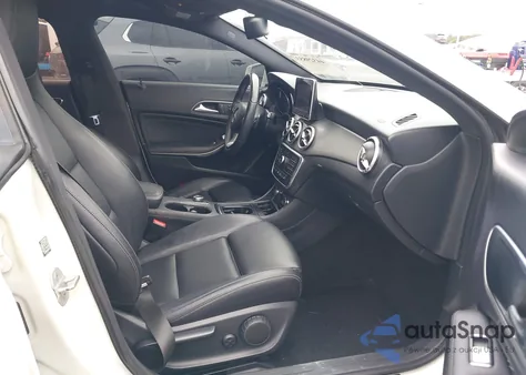 2016 Mercedes-Benz Cla 250 z USA, uszkodzony, nr VIN WDDSJ4EB5GN369088